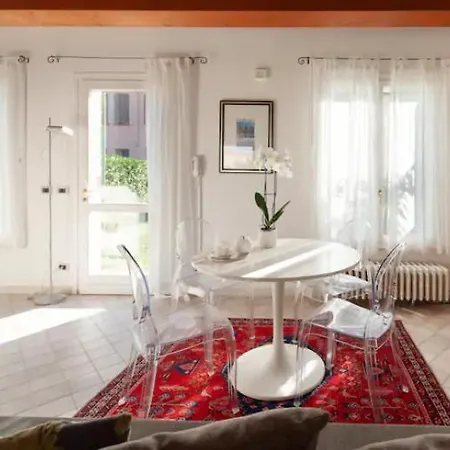 La Casina Apartment *